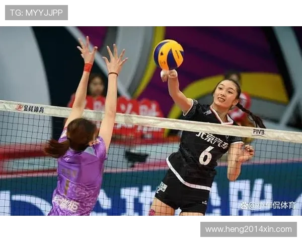 北京排球队灵活性揭秘：排球运动中的技巧与战术分析