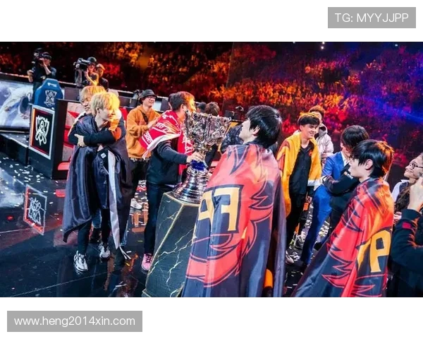 英雄联盟盛宴：深入解析FPX战队的竞技状态与未来展望