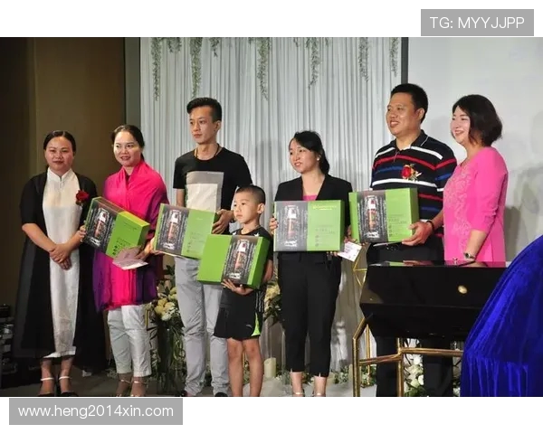 李泓澎:从青涩学子到行业领军人物的成长之路与奋斗故事